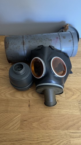 Masque gaz allemand - à,