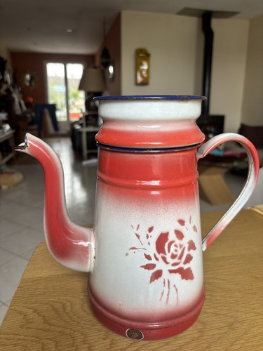 Ancienne cafetière tôle - ancienne,