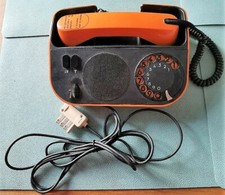 téléphone vintage orange