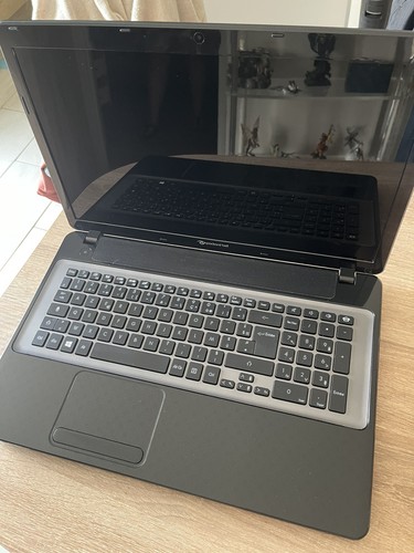 Portable packardbell - pc,