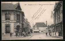 Old postcard Cloyes, Place du Marché aux Légumes 
