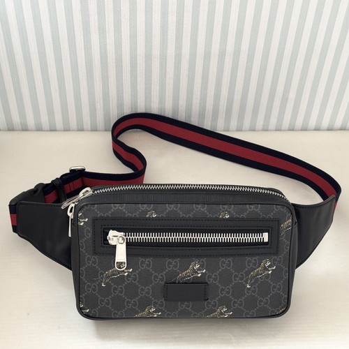Sac ceinture gucci supreme - gg,