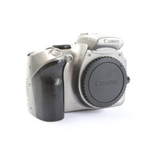 Canon EOS 300D + Très Bien (279977)