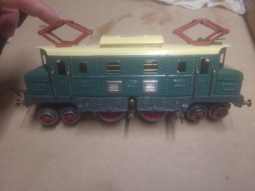 Train jep repeinte - ,