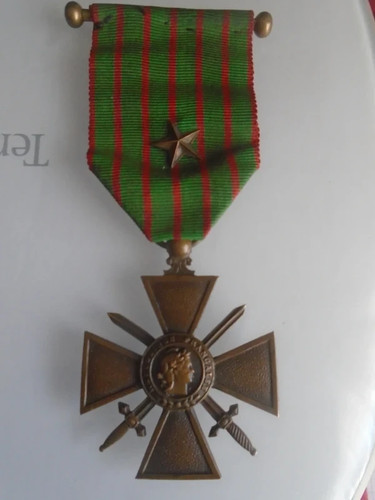 Médaille militaire croix - médaille,