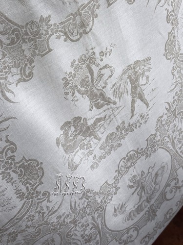 Nappe ancienne 540 245 - x,