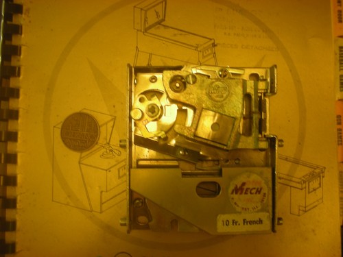 Flipper monnayeur 10 - ,