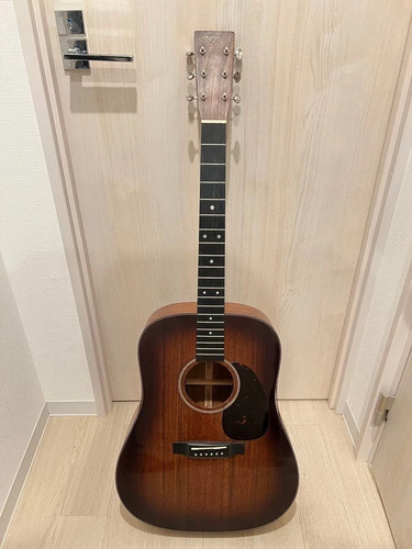 Guitare électrique acoustique