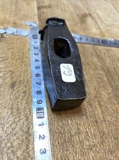 n° 19 outil ancien, marteau