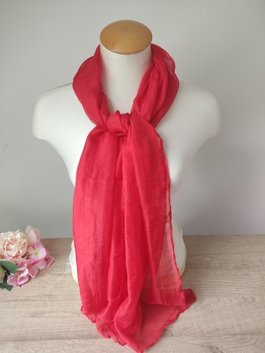 Grand foulard léger rouge
