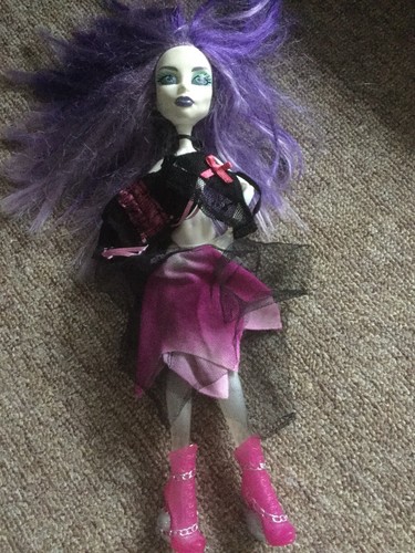 Monster high doll - high:,