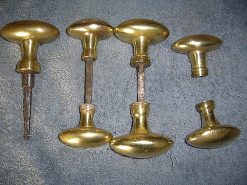 Petits poignées porte - petits,
