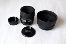 NIKON AF MICRO NIKKOR 60mm F2.8 D Prime Macro Lens w/ Caps and Hood Works Well