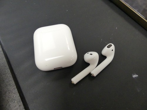 Apple airpods chargement - apple, "chargement