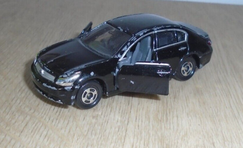 Takara tomica tomy nissan - takara,