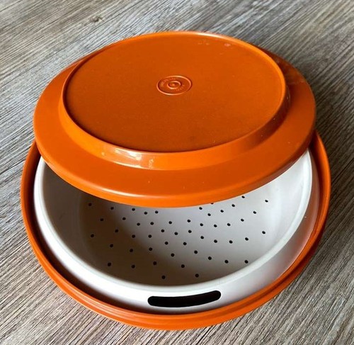 Boîte ronde avec égouttoir