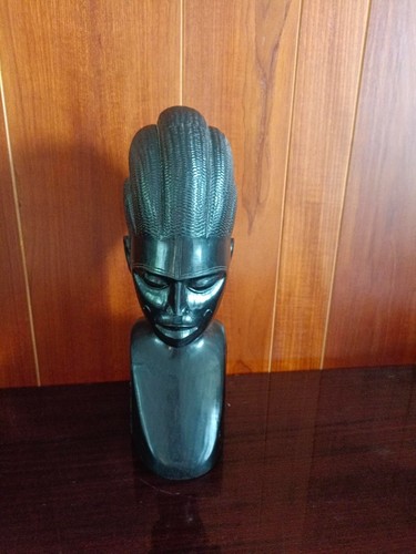 Tète femme africaine - de,