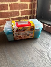 caisse à outils joué enfant