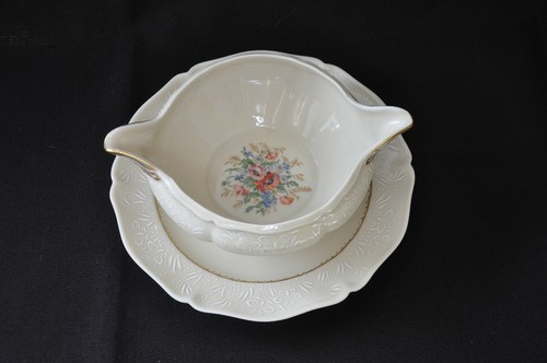 Saucière porcelaine ancienne - saucière,