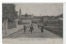 01 LE BUGEY , PONCIN , ENTREE DU VILLAGE