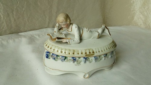 Bonbonniere porcelaine - en,