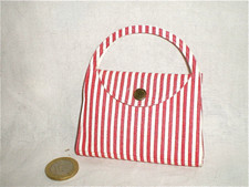 AMUSANTE COUSETTE DE VOYAGE SAC DE POUPEE MINIATURE VERS 1950/60 (1)