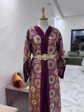 Burgundy Dream Takchita