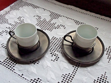 2 tasses en porcelaine de