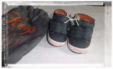 E  -  Chaussures Baskets