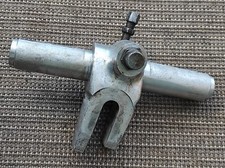 Bras de suspension coulissante