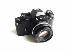 Reflex argentique NIKON EM +