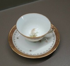 Ancienne Tasse a café + sous