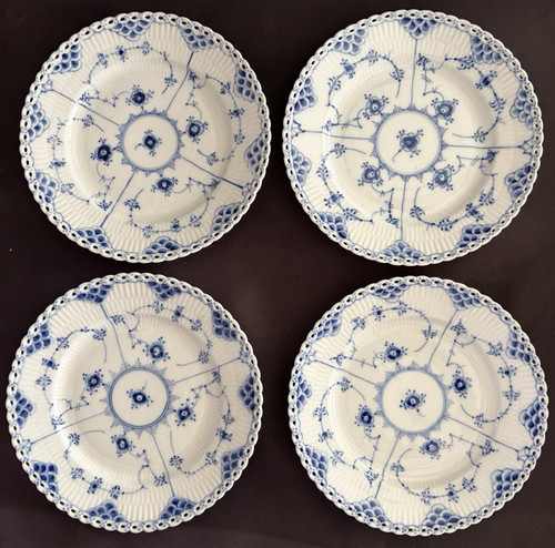Salad plates 4 royal - 7, 3/4"