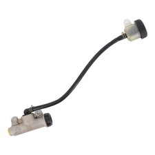 Maître cylindre frein