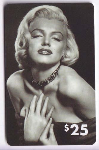 Sexy charme pin - pin-up, art