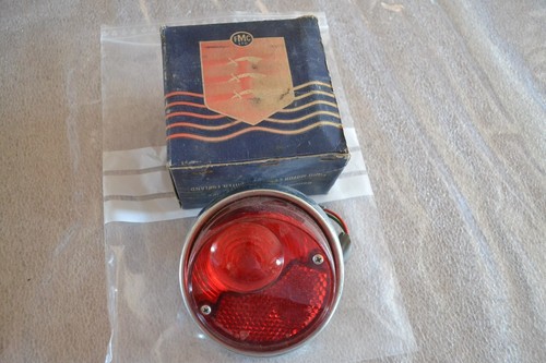 Feu rouge complet - feu, complet,