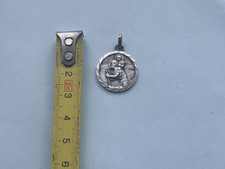 Très Belle Médaille Ancienne En Argent Massif ".Saint CHRISTOPHE".