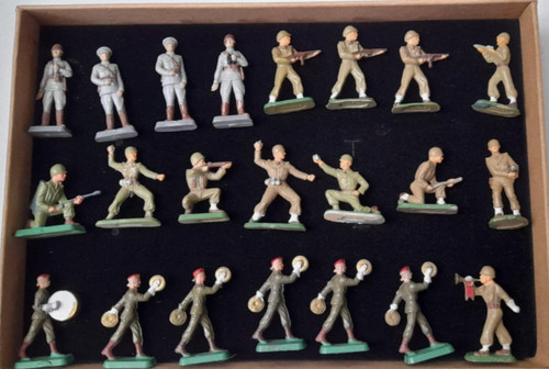 Soldats divers russes - soldats,