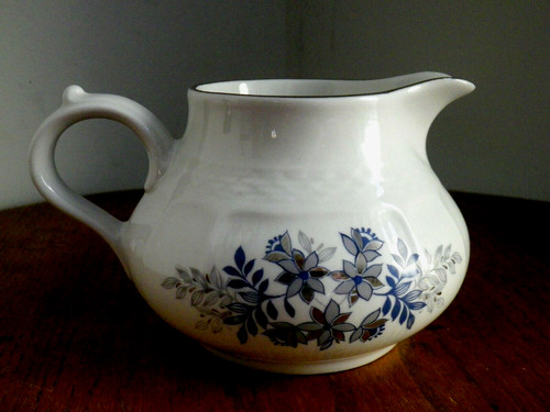 Cremier pot lait porcelaine - lait,