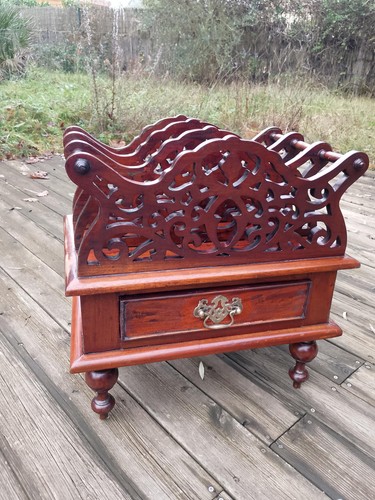 Meuble porte revues a - porte-revues,