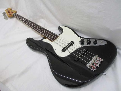 Guitare basse électrique
