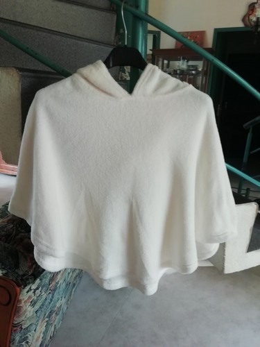 Poncho capuche blanc taille - à,