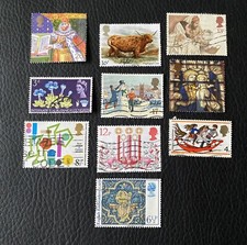 Lot de 10 timbres du