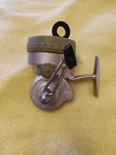 VINTAGE REEL CRACK CONTACT 400 REEL