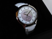 Montre RENAULT femme blanche