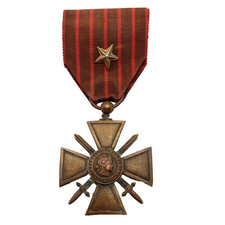 R24/11/25 (REF31859) Médaille militaire croix de guerre 14/16  french Medal
