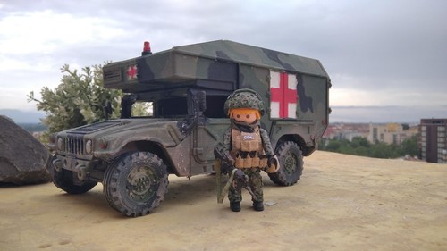 Playmobil custom humvee - playmobil,