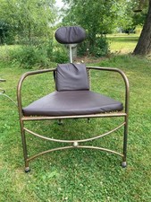 Fauteuil vintage en métal tubulaire avec appuie-tête – Design industriel atypiqu
