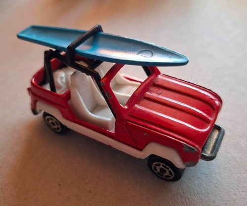 Voiture miniature ancienne - miniature,