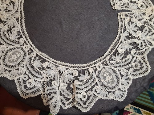 Dentelle ancienne magnifique - dentelle,